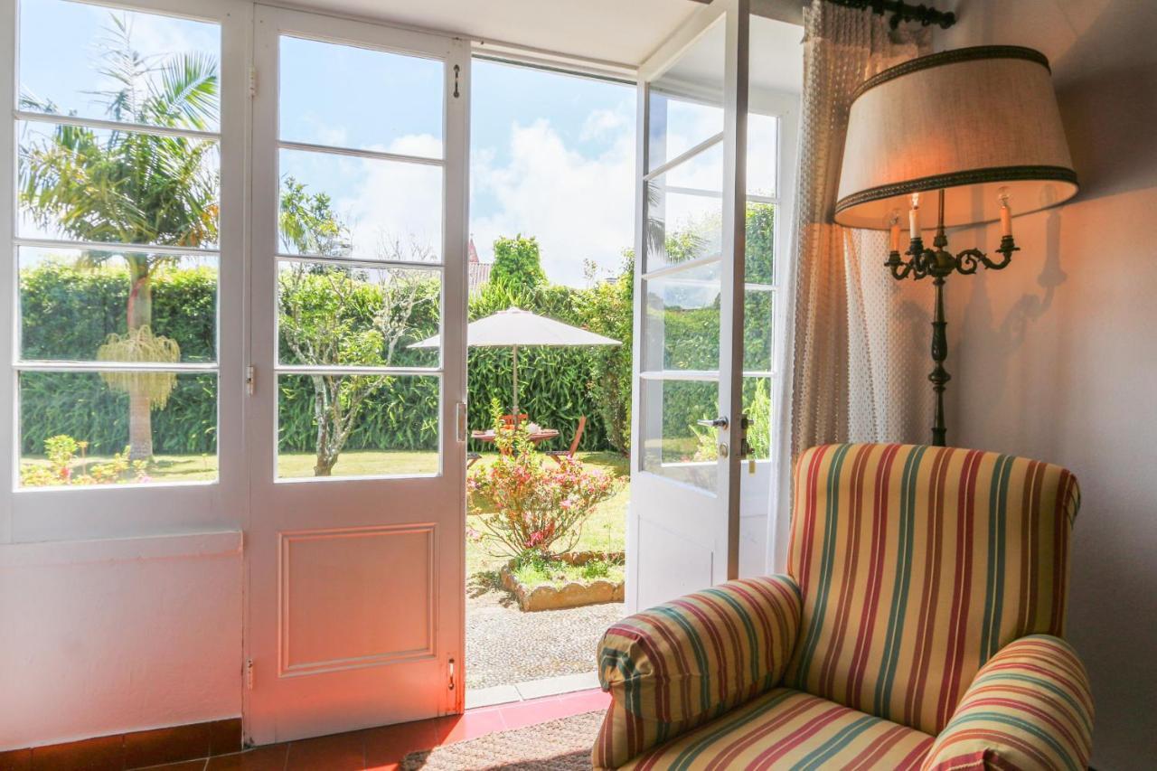 Domus Adepta Charming W Garden Villa ฟูร์นัส ภายนอก รูปภาพ