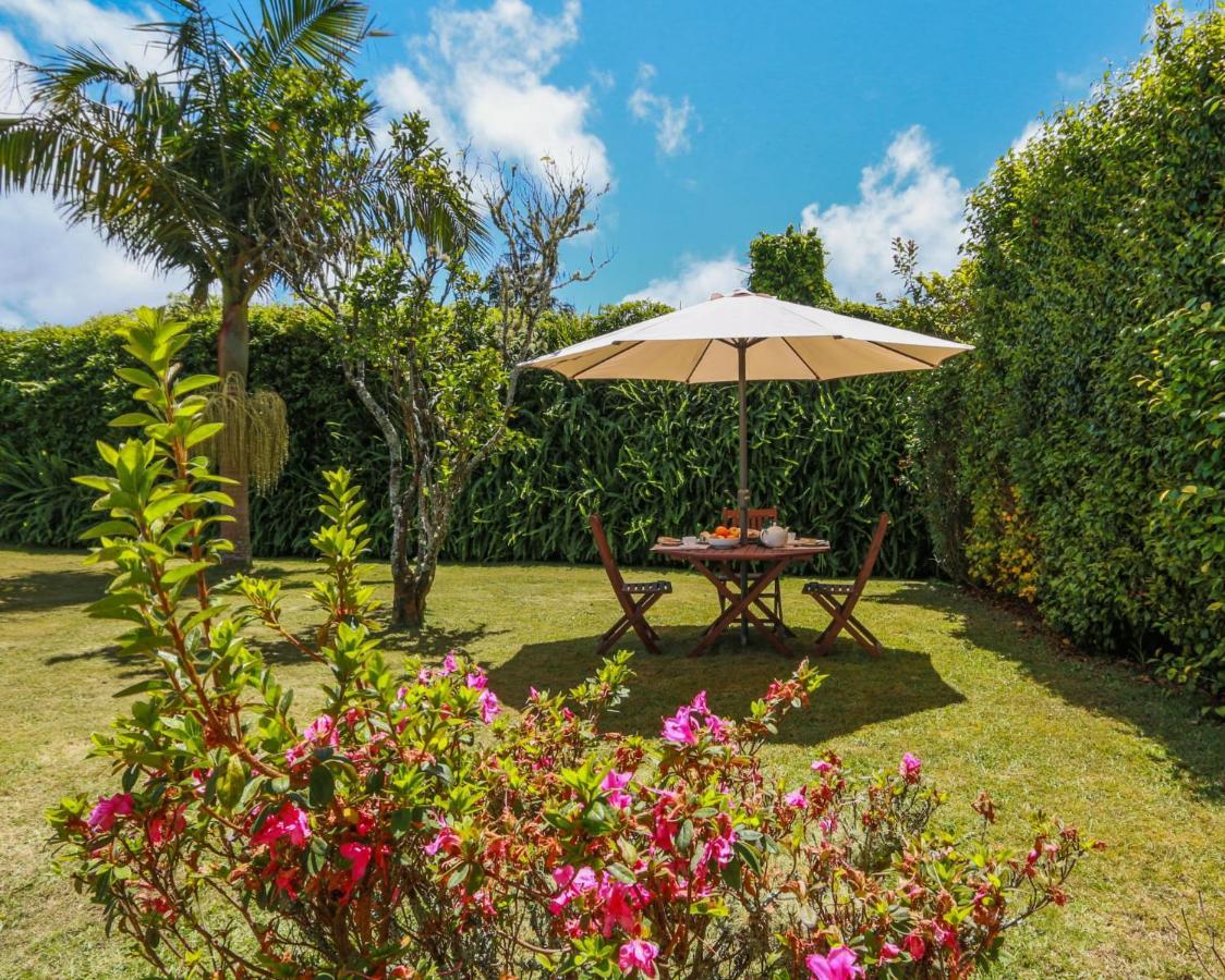 Domus Adepta Charming W Garden Villa ฟูร์นัส ภายนอก รูปภาพ